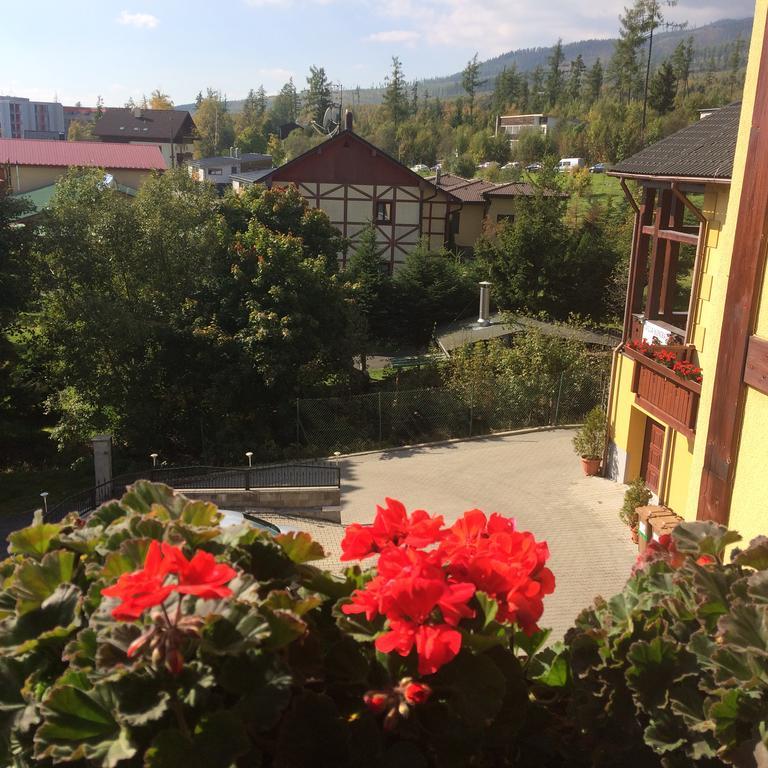 Pension Villa Kunerad Vysoke Tatry Bagian luar foto