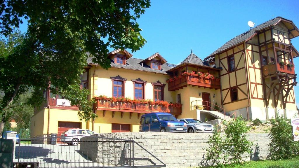 Pension Villa Kunerad Vysoke Tatry Bagian luar foto