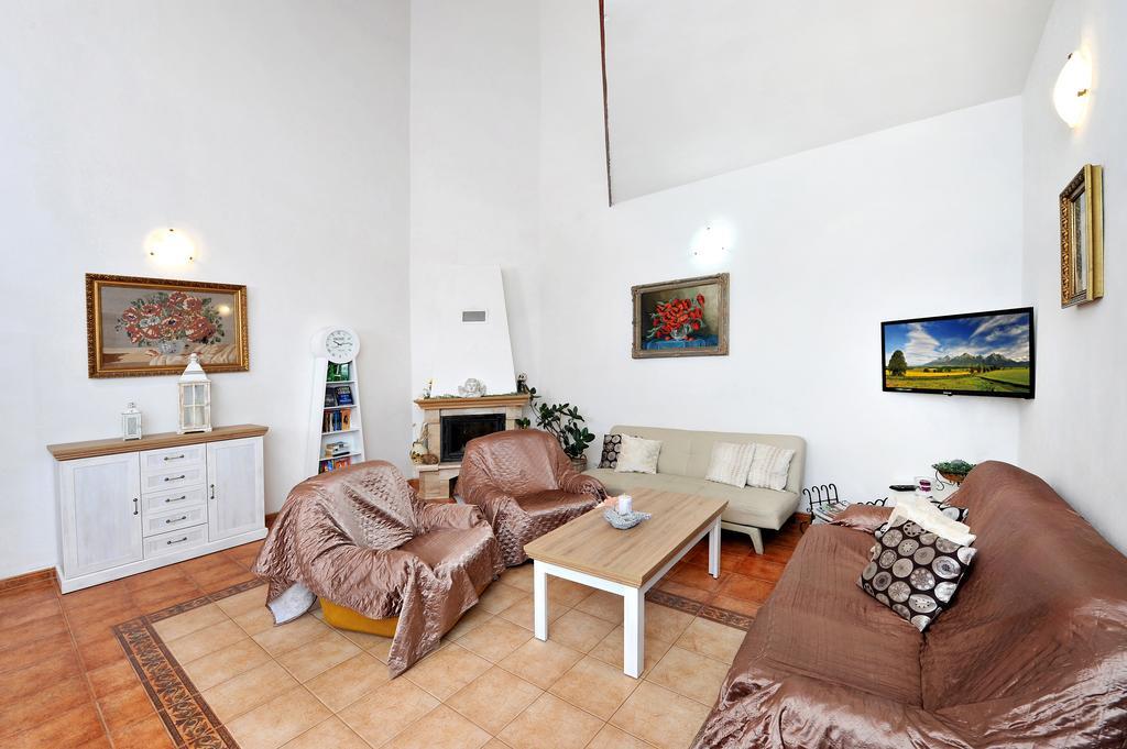 Pension Villa Kunerad Vysoke Tatry Bagian luar foto