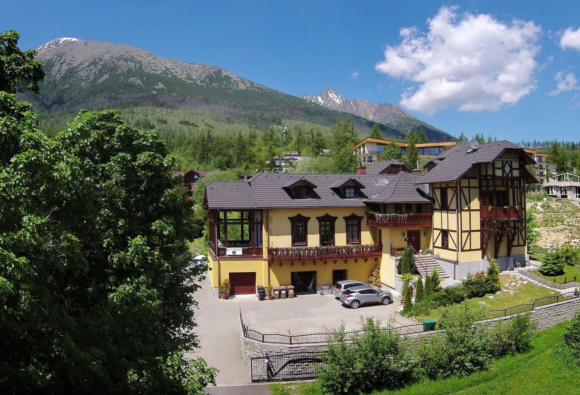 Pension Villa Kunerad Vysoke Tatry Bagian luar foto