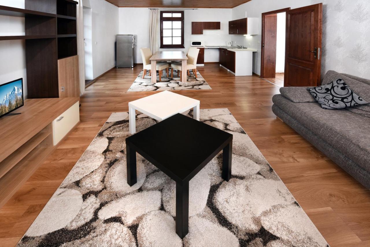 Pension Villa Kunerad Vysoke Tatry Bagian luar foto