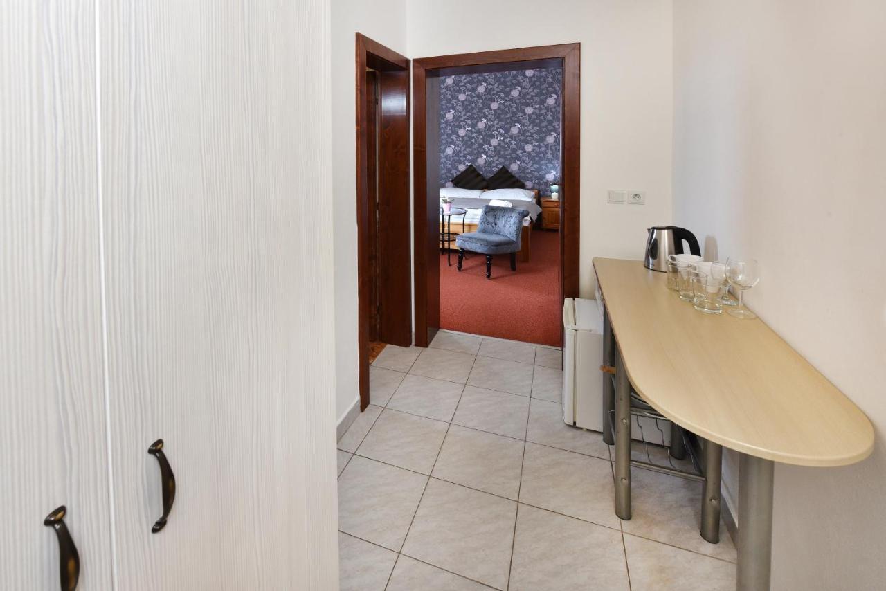 Pension Villa Kunerad Vysoke Tatry Bagian luar foto